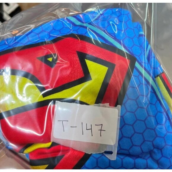 Supergirl T-Shirt Girls Large Blue Red Short Sleeve Tee with Cape - Picture 5 of 5